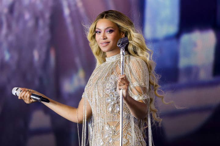 Beyonce live in Poland