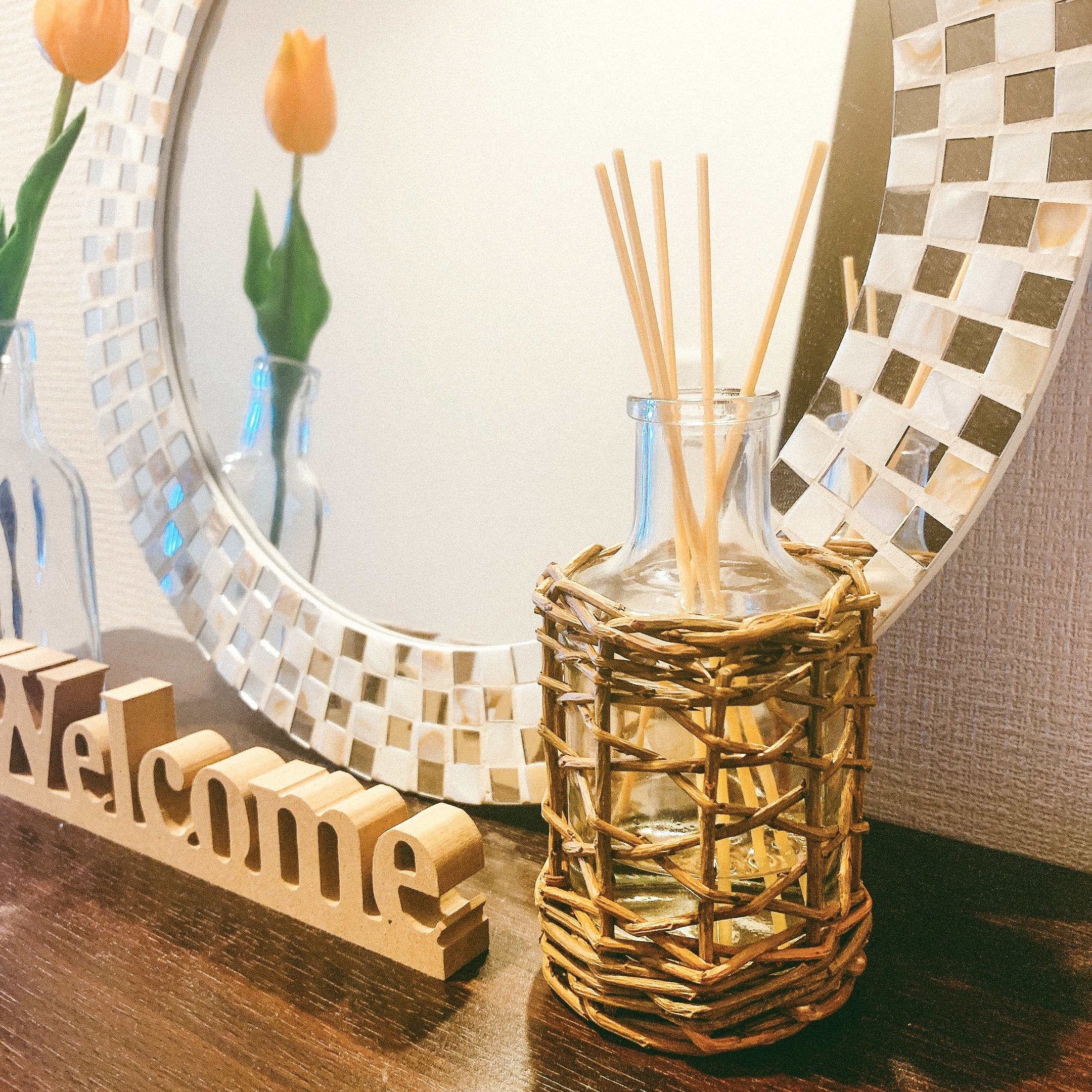 ニトリのおすすめのインテリア「カゴ編みフラワーベース ACM ミニボトル （Living in Comfort）」