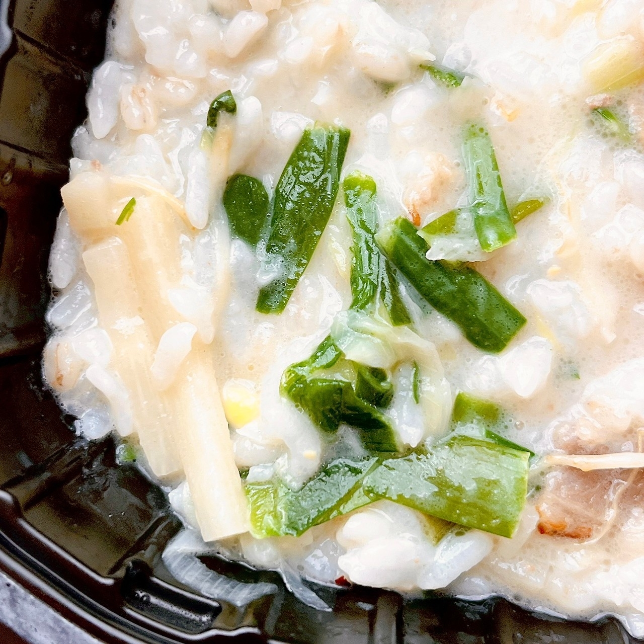 セブン-イレブンのおすすめの冷凍食品「EASE UP コムタンクッパ」