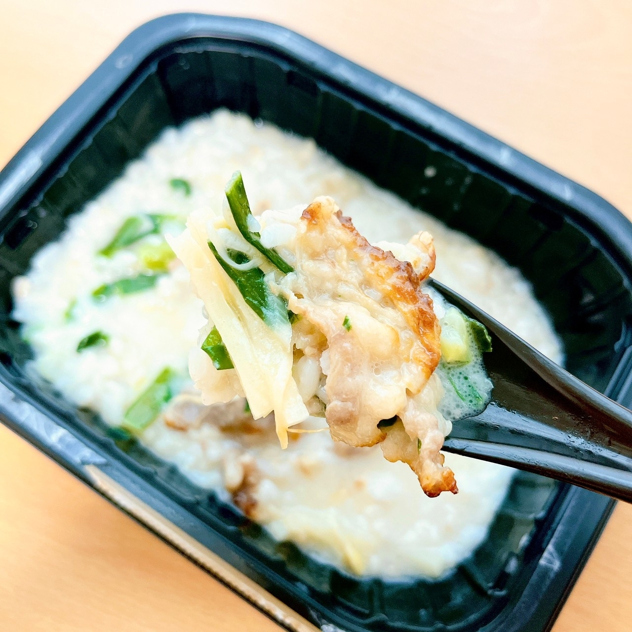 セブン-イレブンのおすすめの冷凍食品「EASE UP コムタンクッパ」