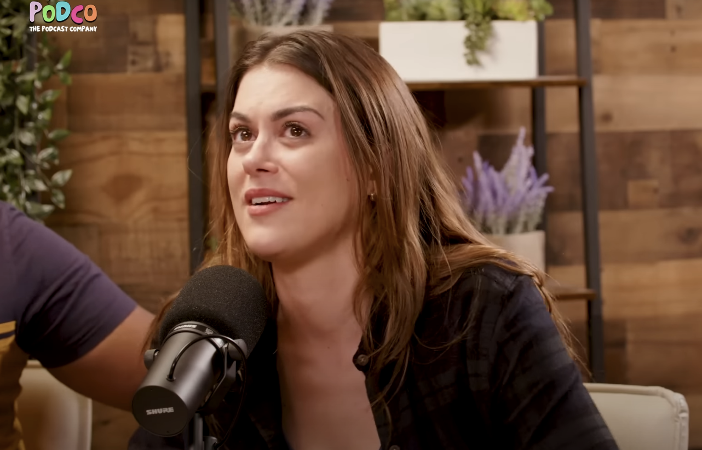 Closeup of Lindsey Shaw