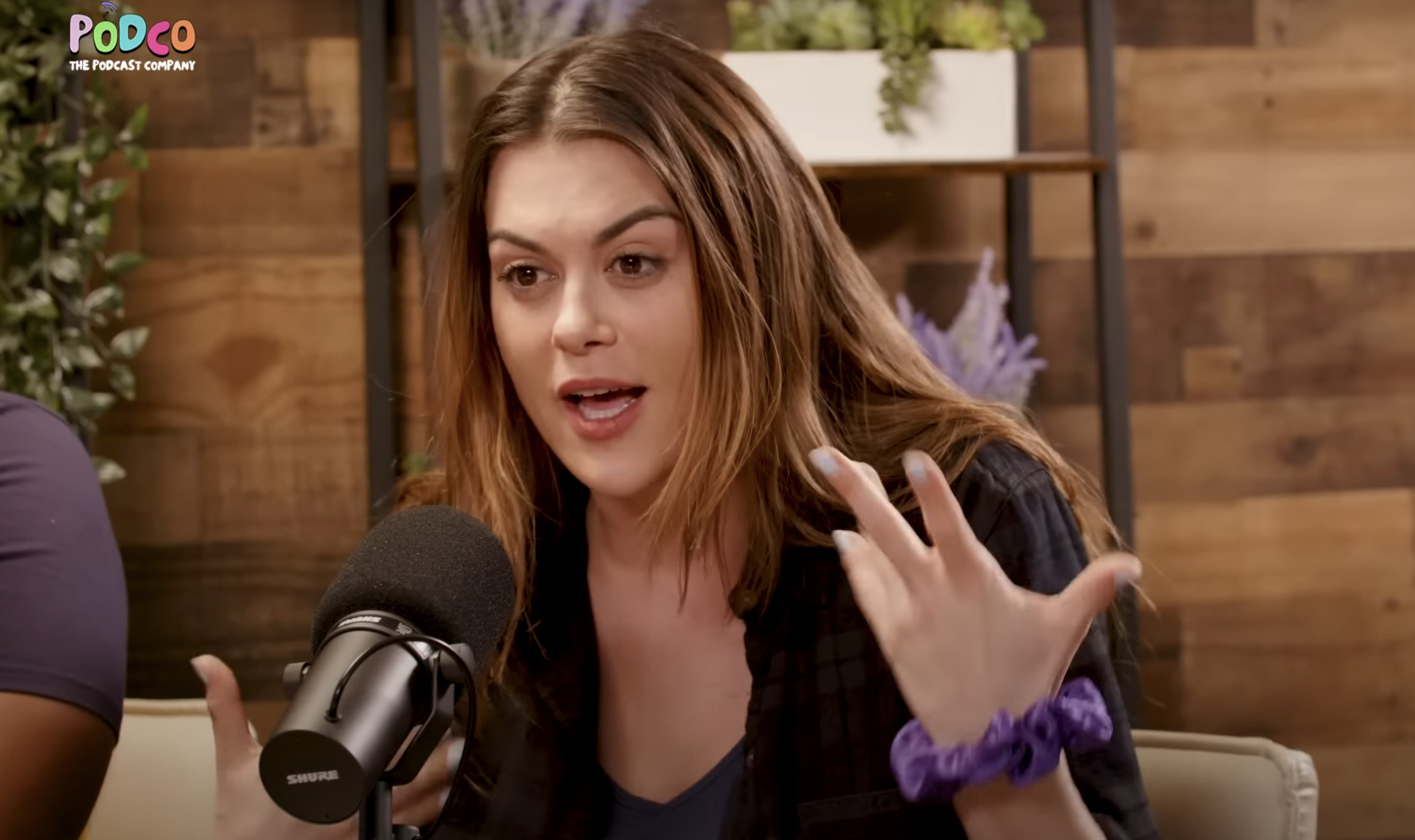 Closeup of Lindsey Shaw