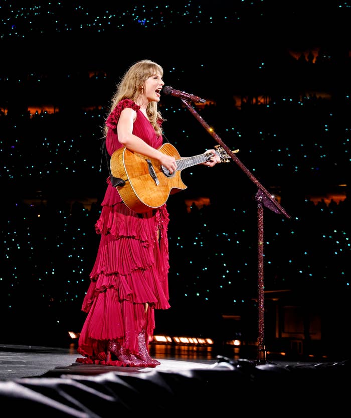 Taylor singing during her current eras tour