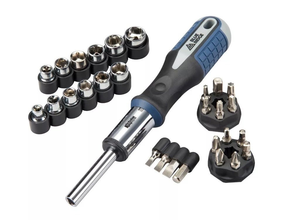 The ratcheting socket and screwdriivng set showcasing all of its different parts.