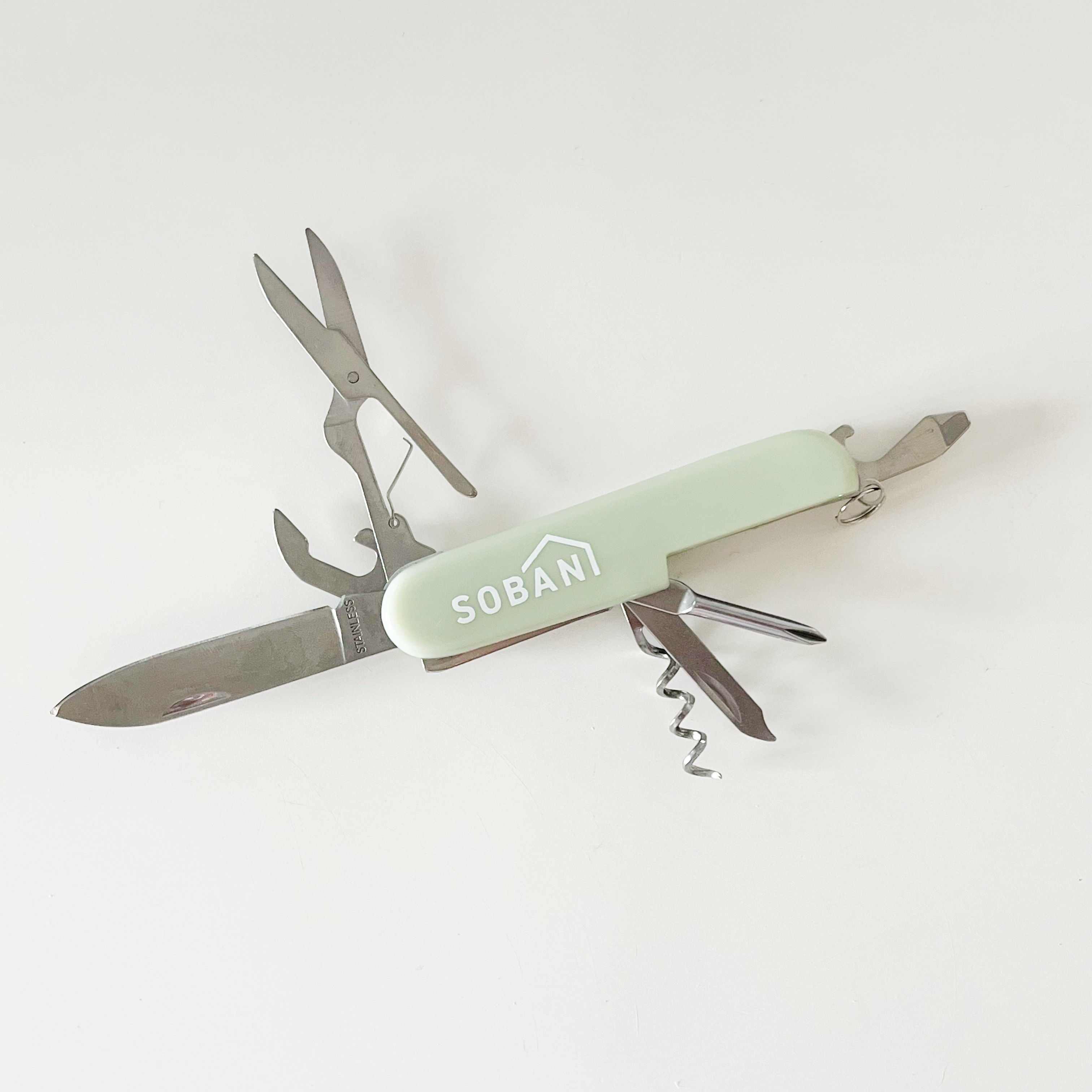 3coinsのおすすめの便利グッズ「多機能ツール」