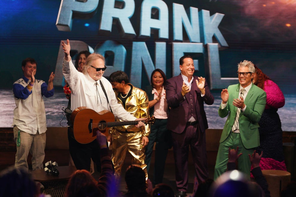 Johnny Knoxville Says He Looks Like Jamie Lee Curtis