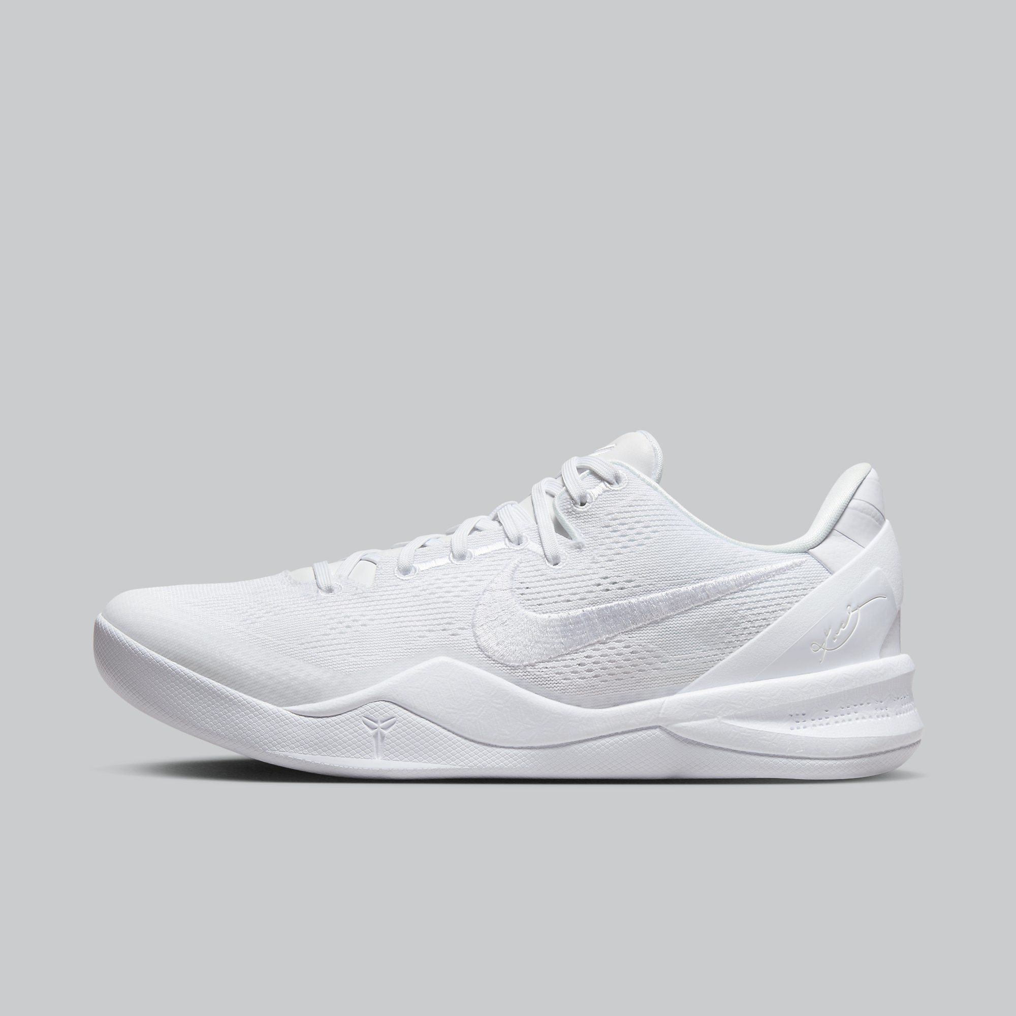 Kobe shoes clearance all white