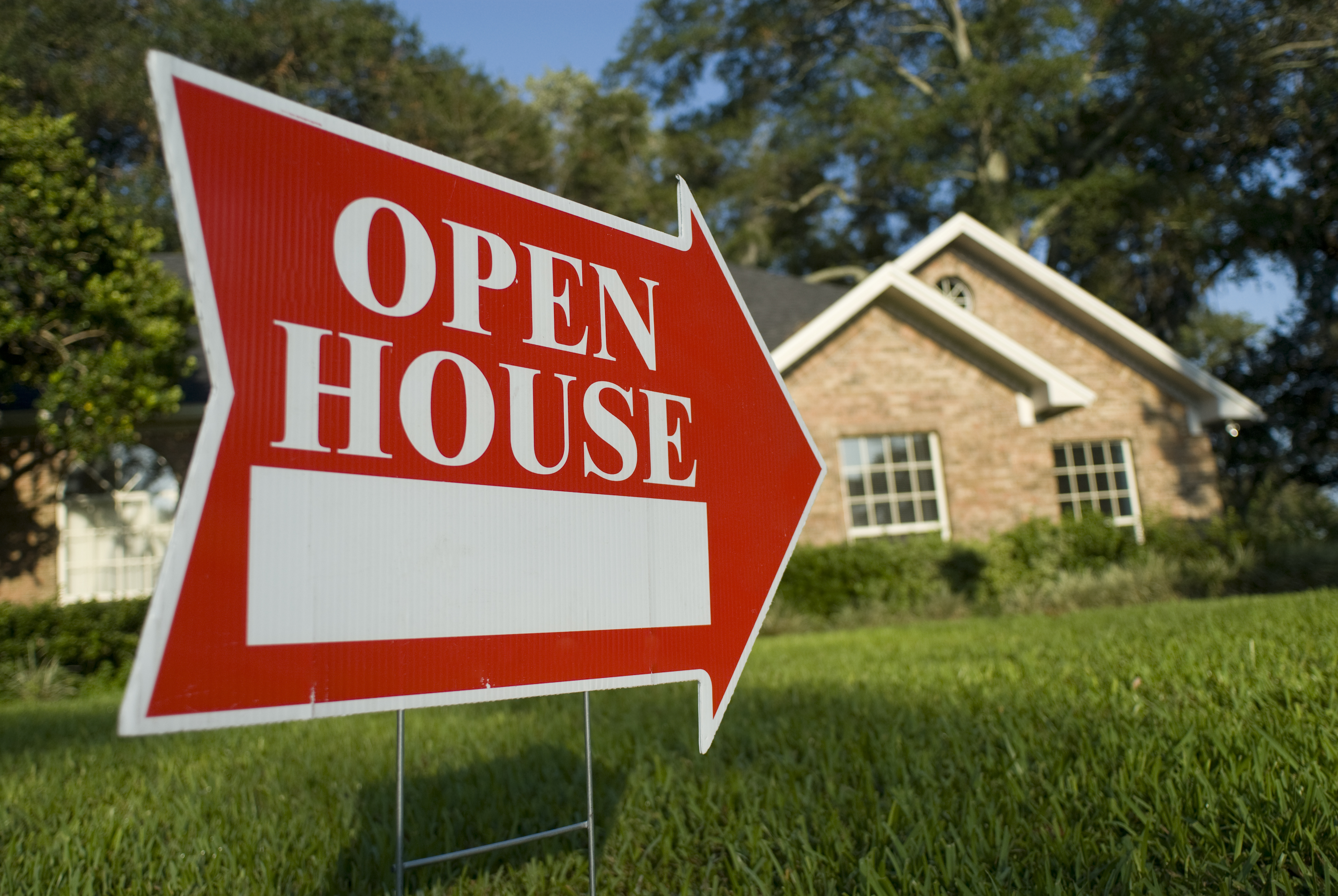 Open House sign outside a house