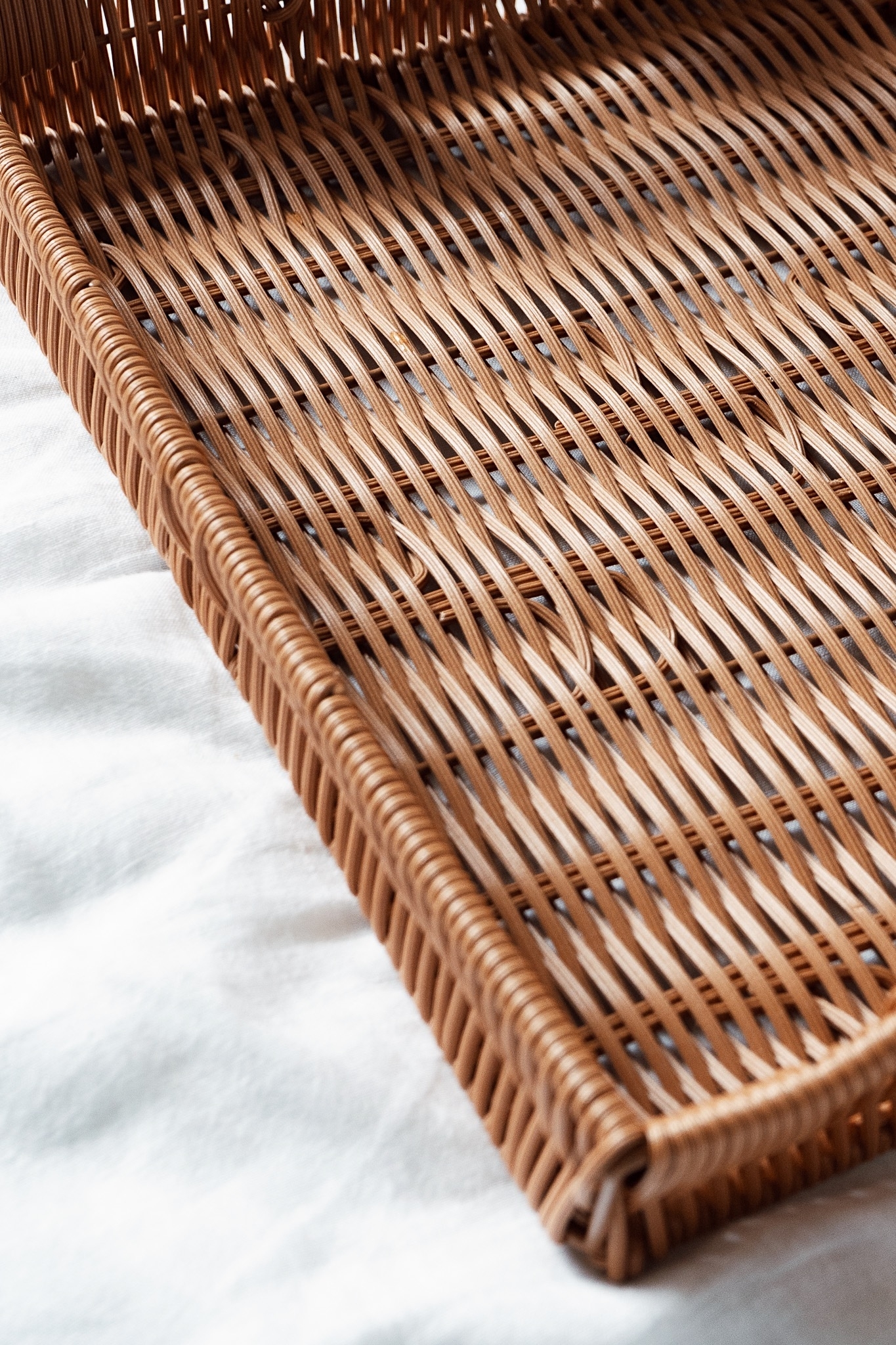 3COINSのオススメキッチン雑貨「PPラタントレイ/KITINTO」