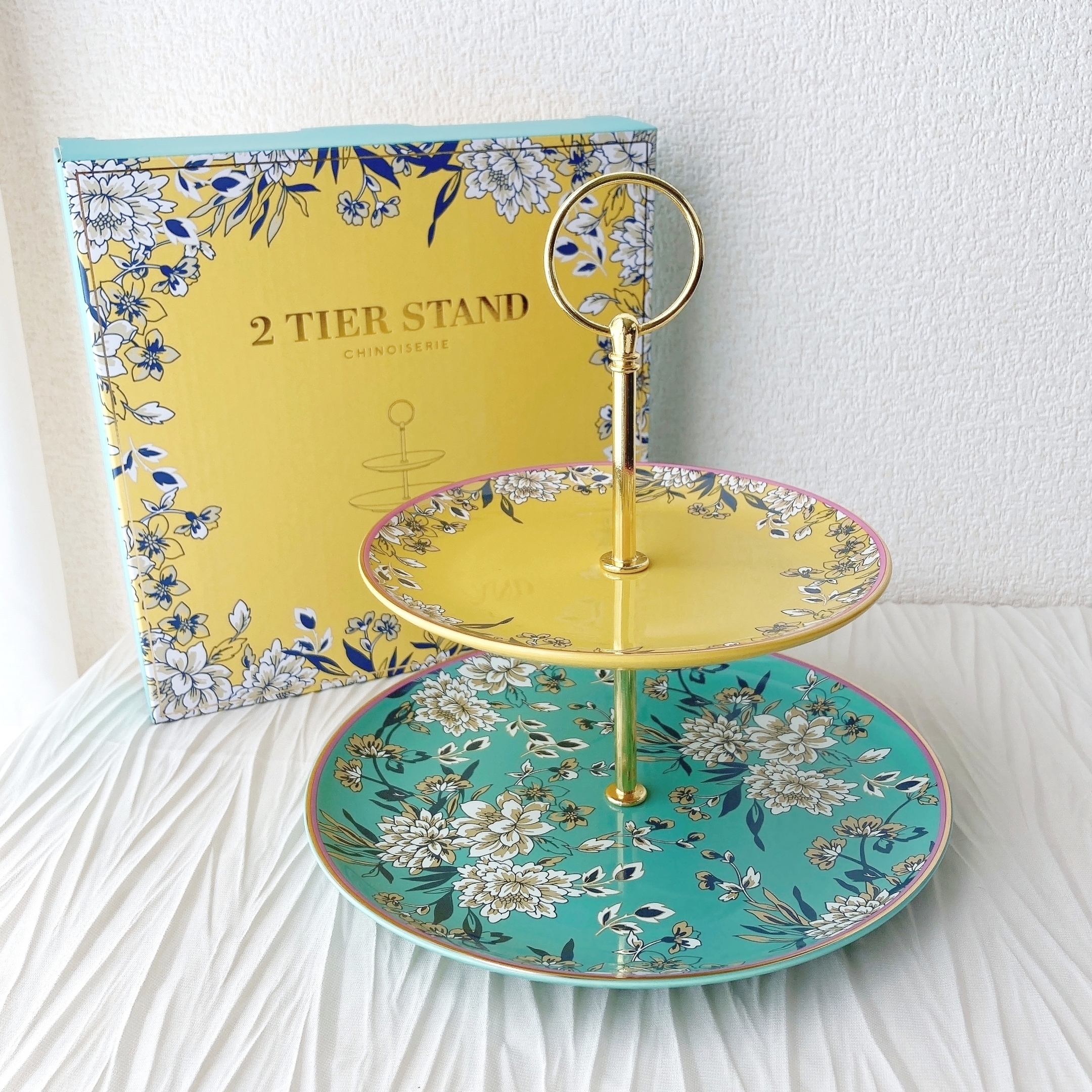 KARE コレクターヴィンテージ風木製ローテーブル 122x55cm