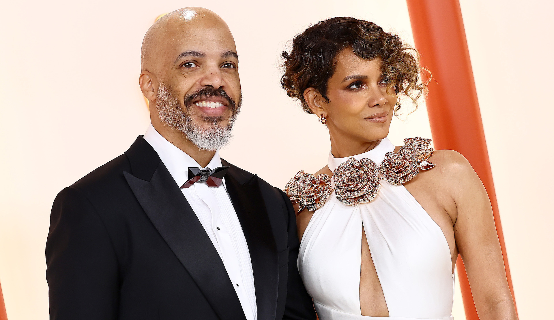 Halle Berry's Boyfriend Celebrates Her Birthday With Set Of Goofy ...