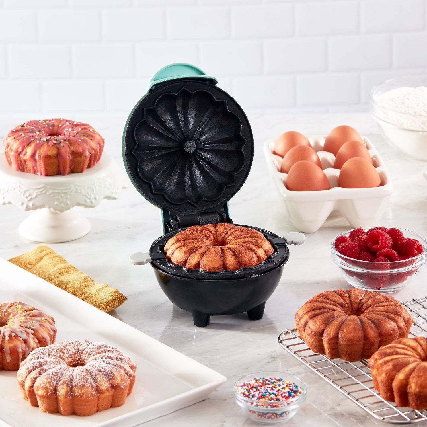 The bundt pan with a cake inside it