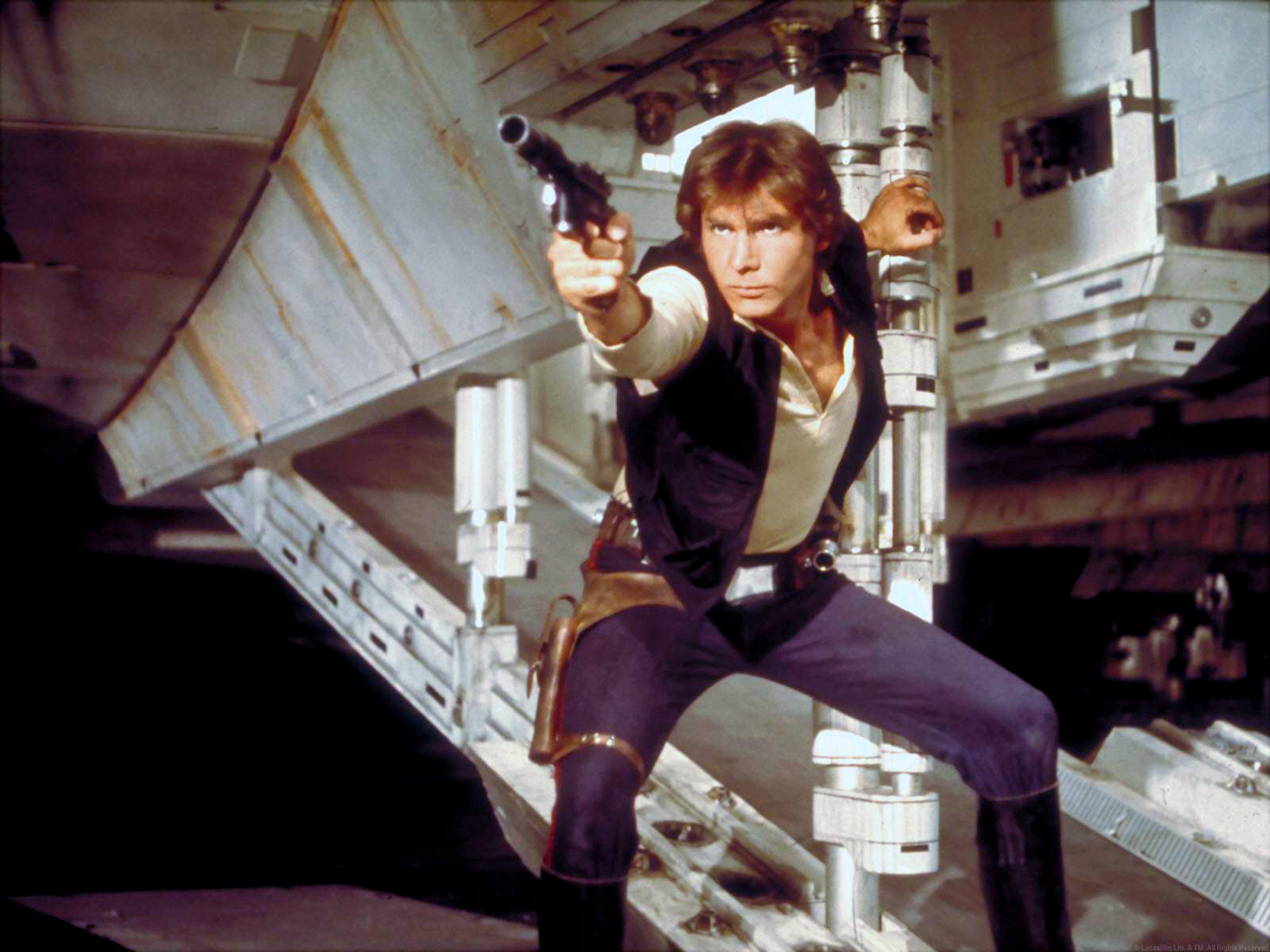 han solo pointing a gun