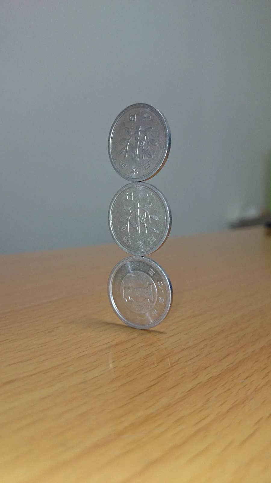 どうなってるの!?」何度見てもわからない！瓶の中のコインタワー→作り方がこちら！