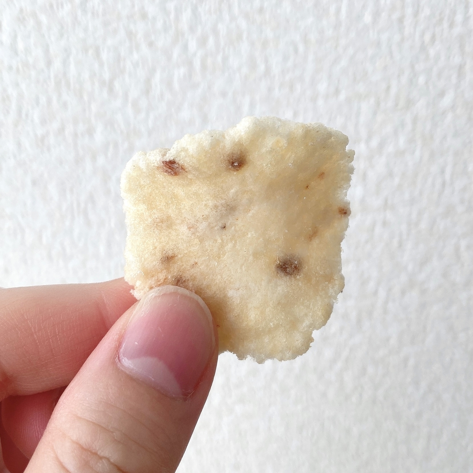 SEIYU（西友）のオススメのおかし「素材の彩り野菜ミックスせん 100g」