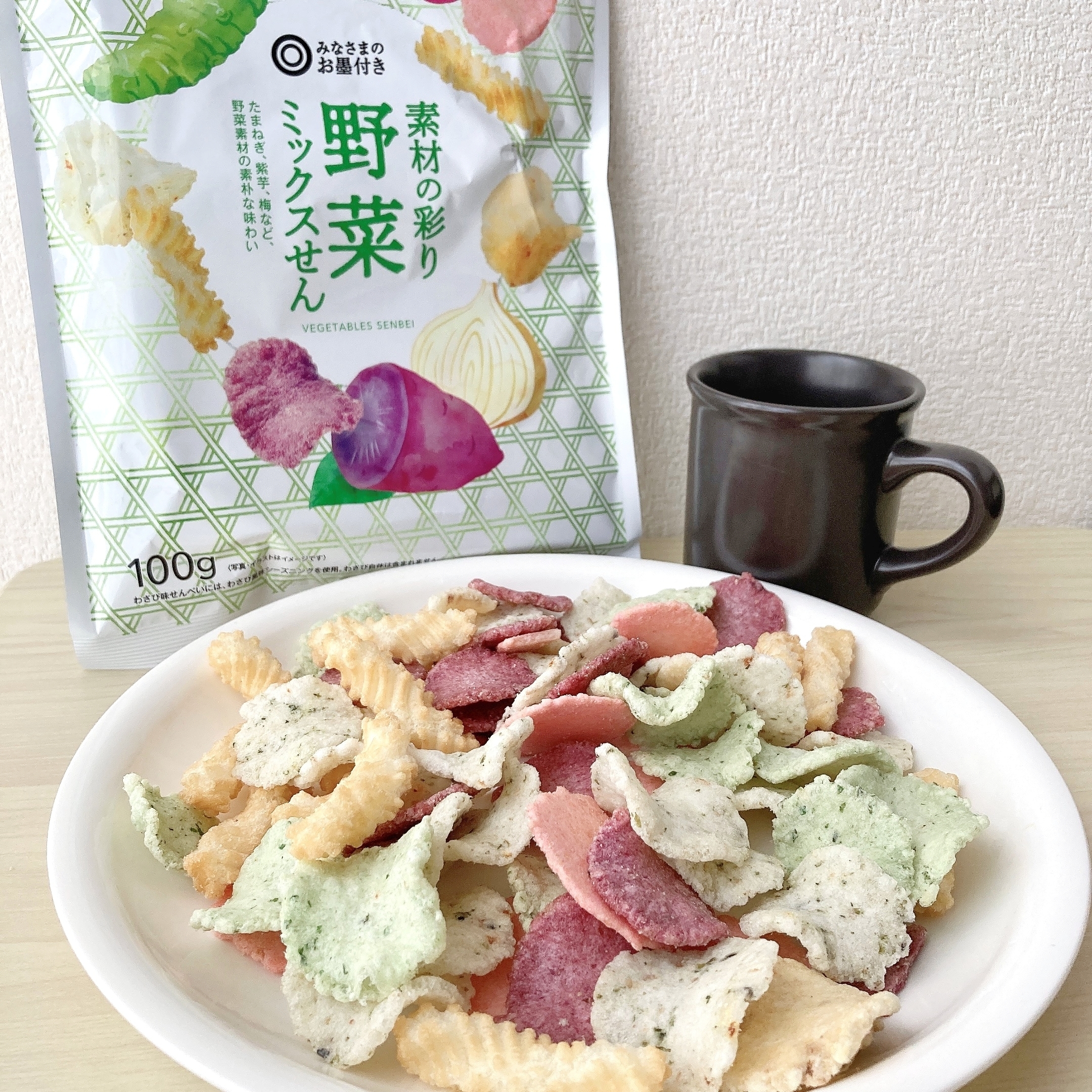 SEIYU（西友）のオススメのおかし「素材の彩り野菜ミックスせん 100g」