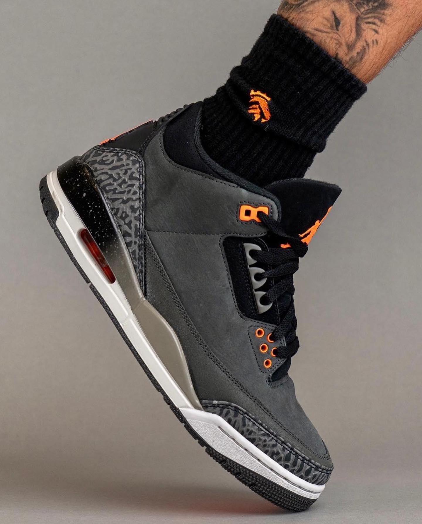 EARLY LOOK! Air Jordan 3 'FEAR' (Releasing November 5, 2023