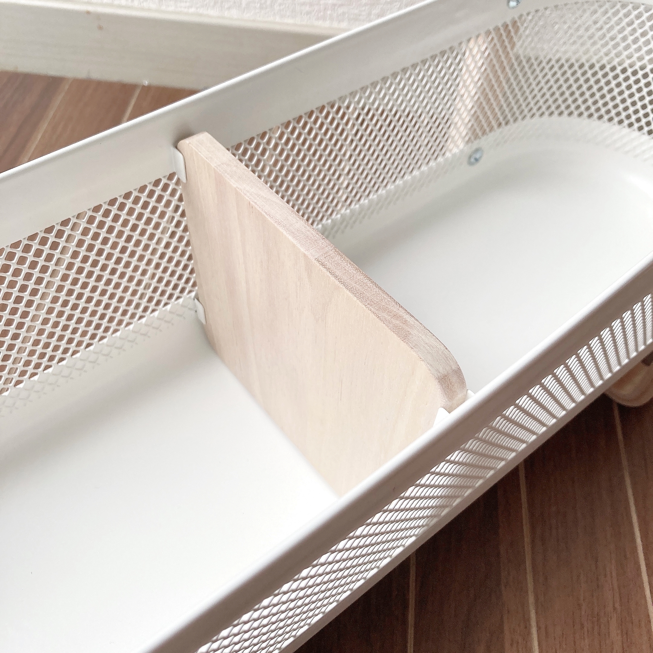 IKEA（イケア）のオススメの収納グッズ「RISATORP リーサトルプ デスクオーガナイザー」