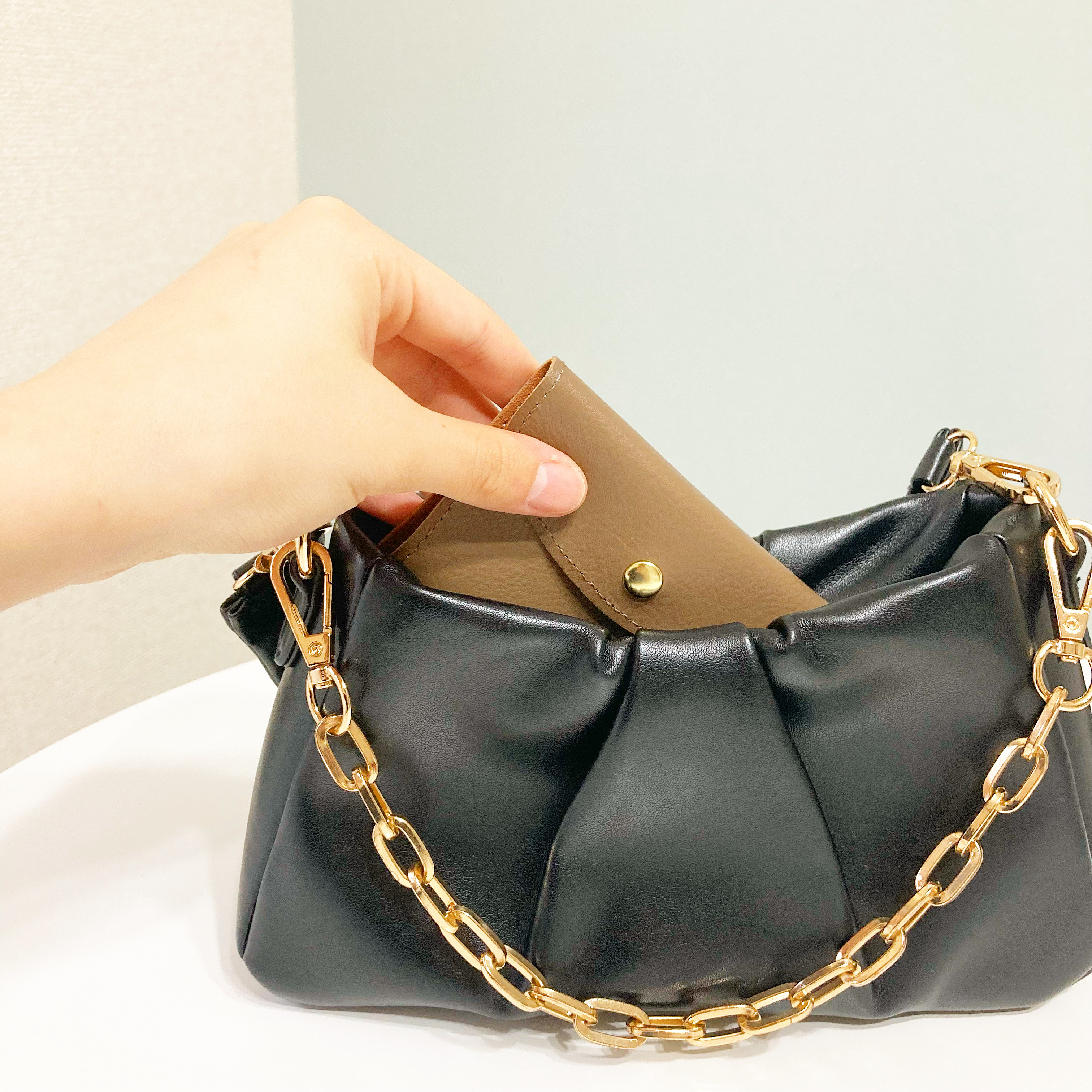 DAISO(ダイソー)のおしゃれポーチ「アクセサリーポーチ」