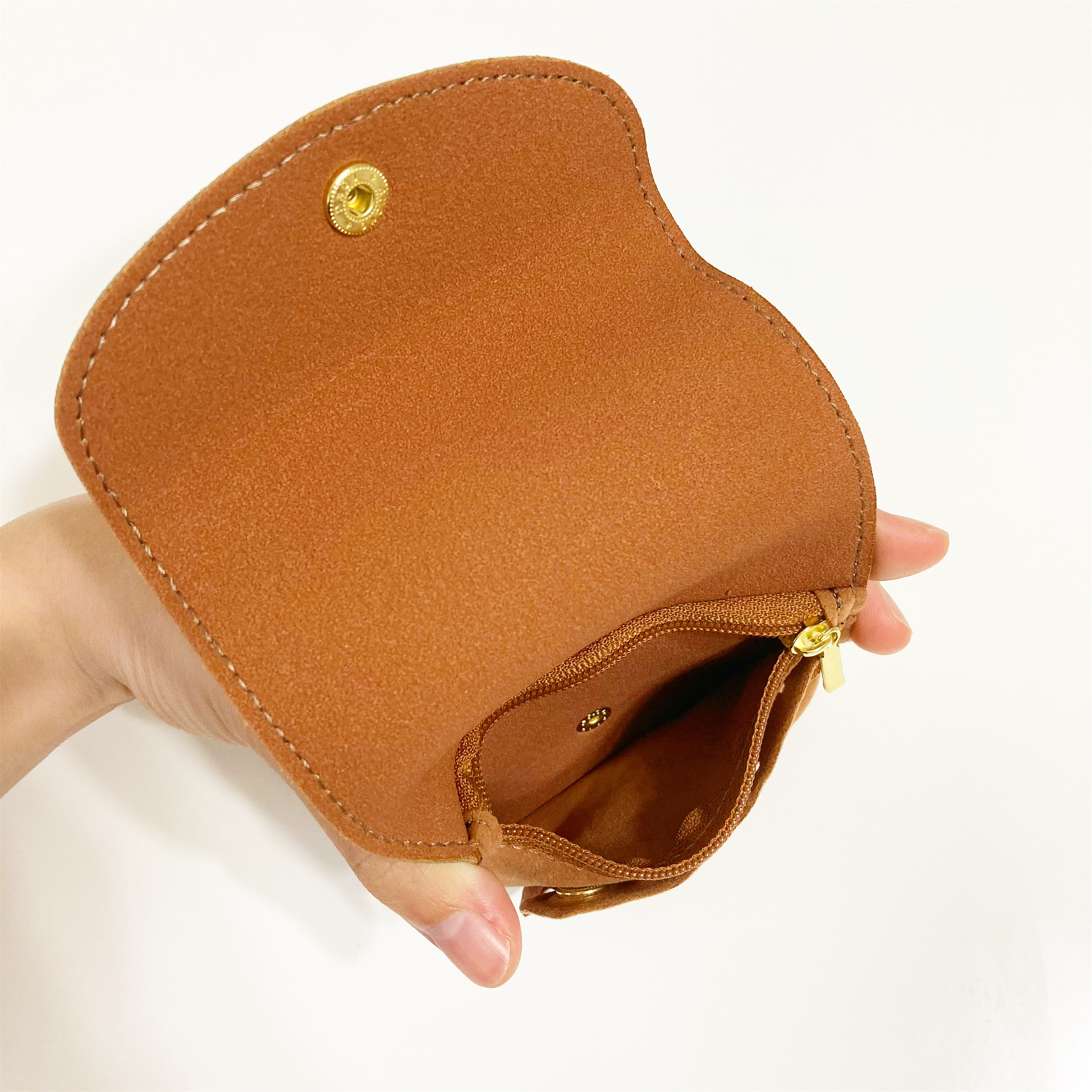 DAISO(ダイソー)のおしゃれポーチ「アクセサリーポーチ」