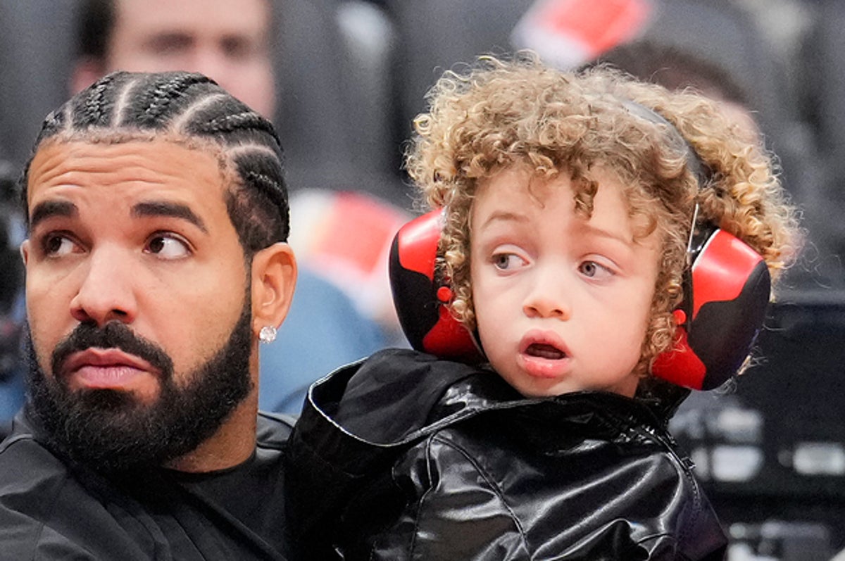 Drake Urges Fans: No More Bras on Stage, Son Adonis in Attendance