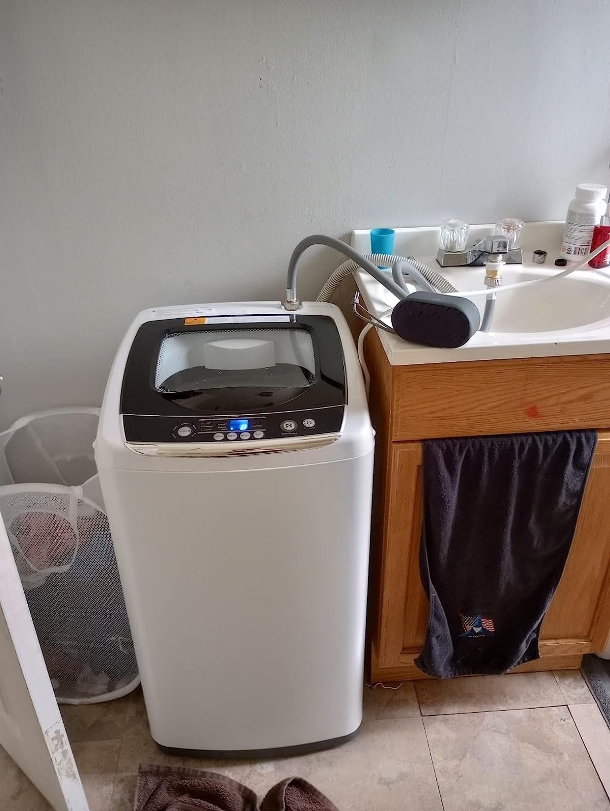How I Do Laundry in a Studio Apartment  Black+Decker Portable Washer and  Dryer Unboxing 