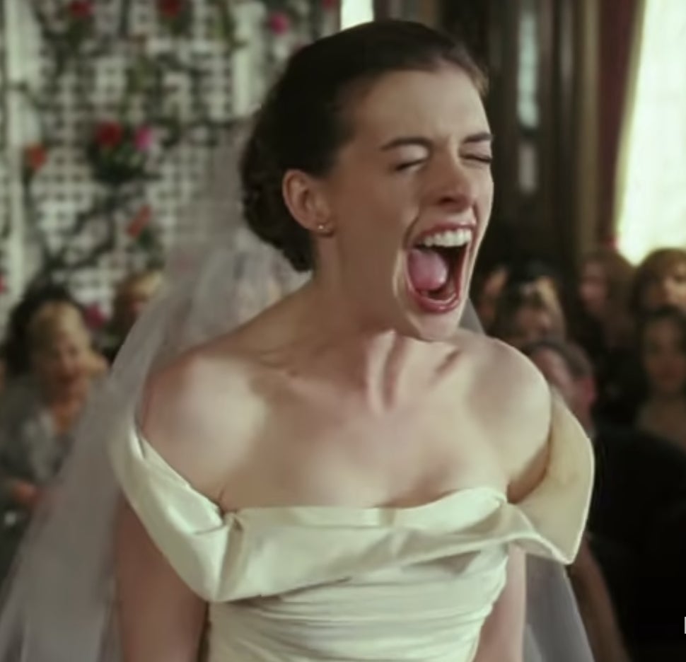 Anne Hathaway in Bride Wars