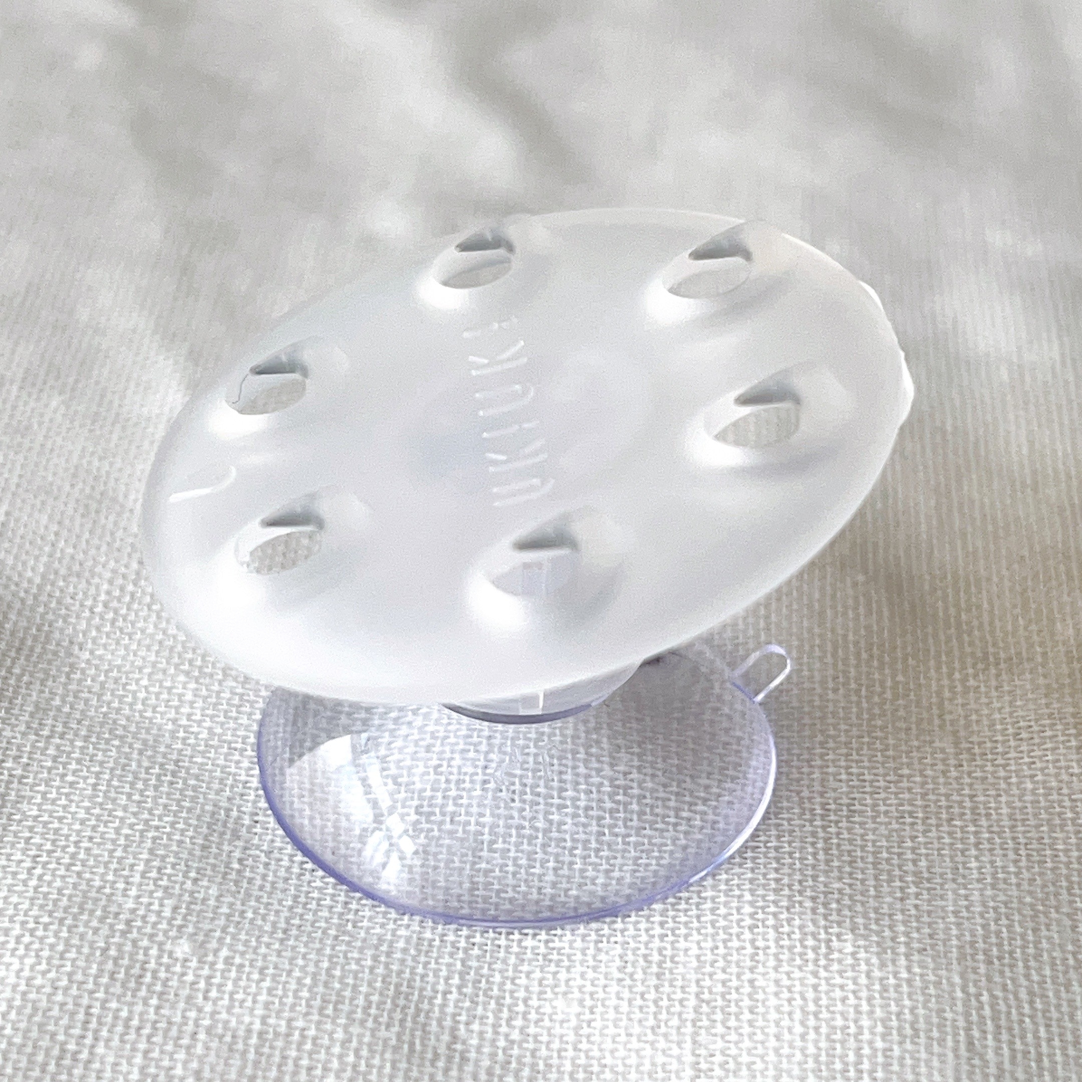 ダイソーのオススメの商品「浮かせるスポンジホルダーUKIUKI mini（透明）」