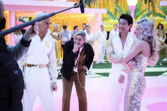 Greta Gerwig directing Ryan Gosling, Simu Liu and Margot Robbie