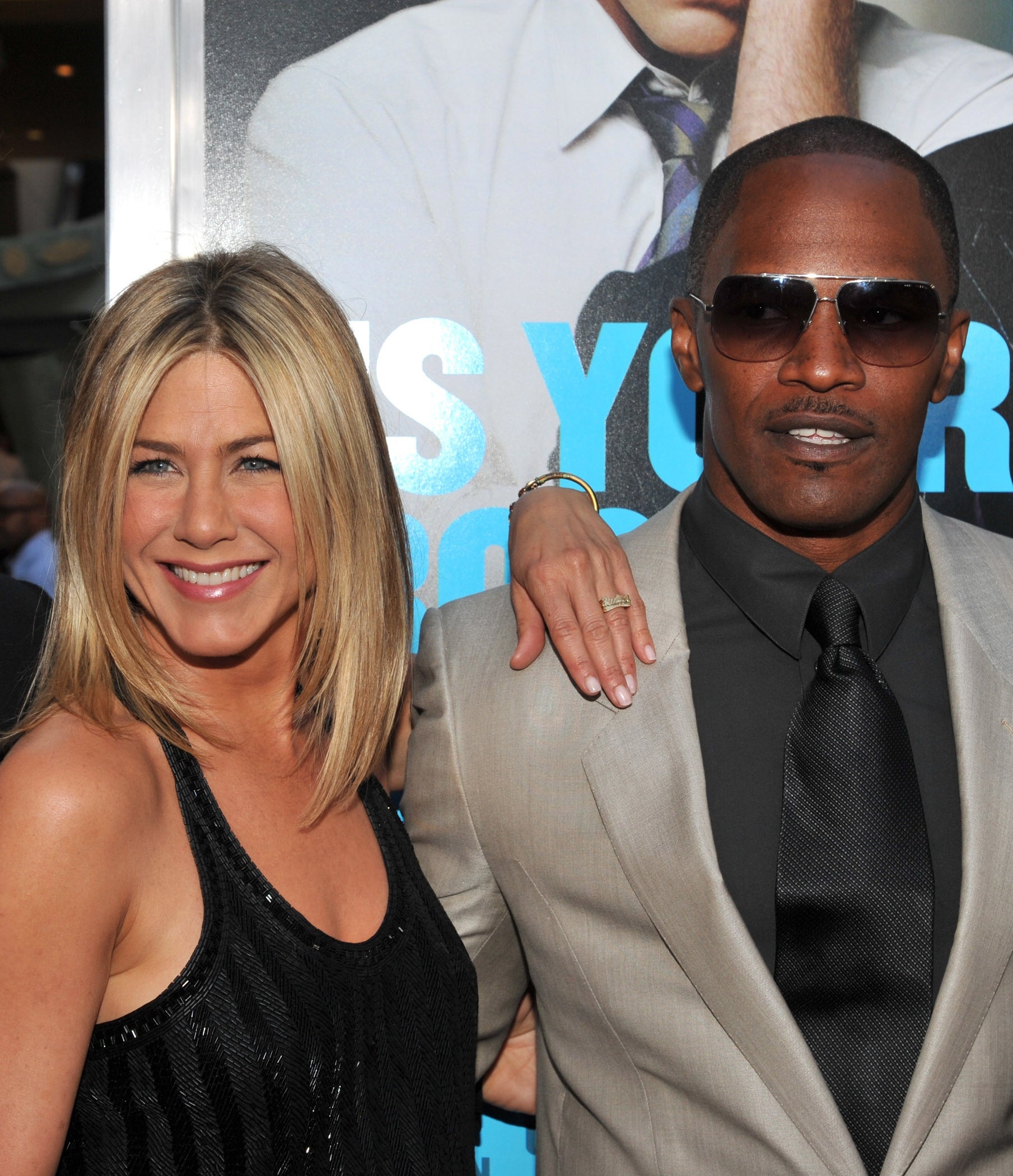 Closeup of Jennifer Aniston and Jamie Foxx