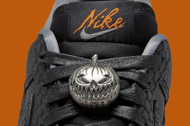 Official Look at Nike's New 'Halloween' Air Force 1