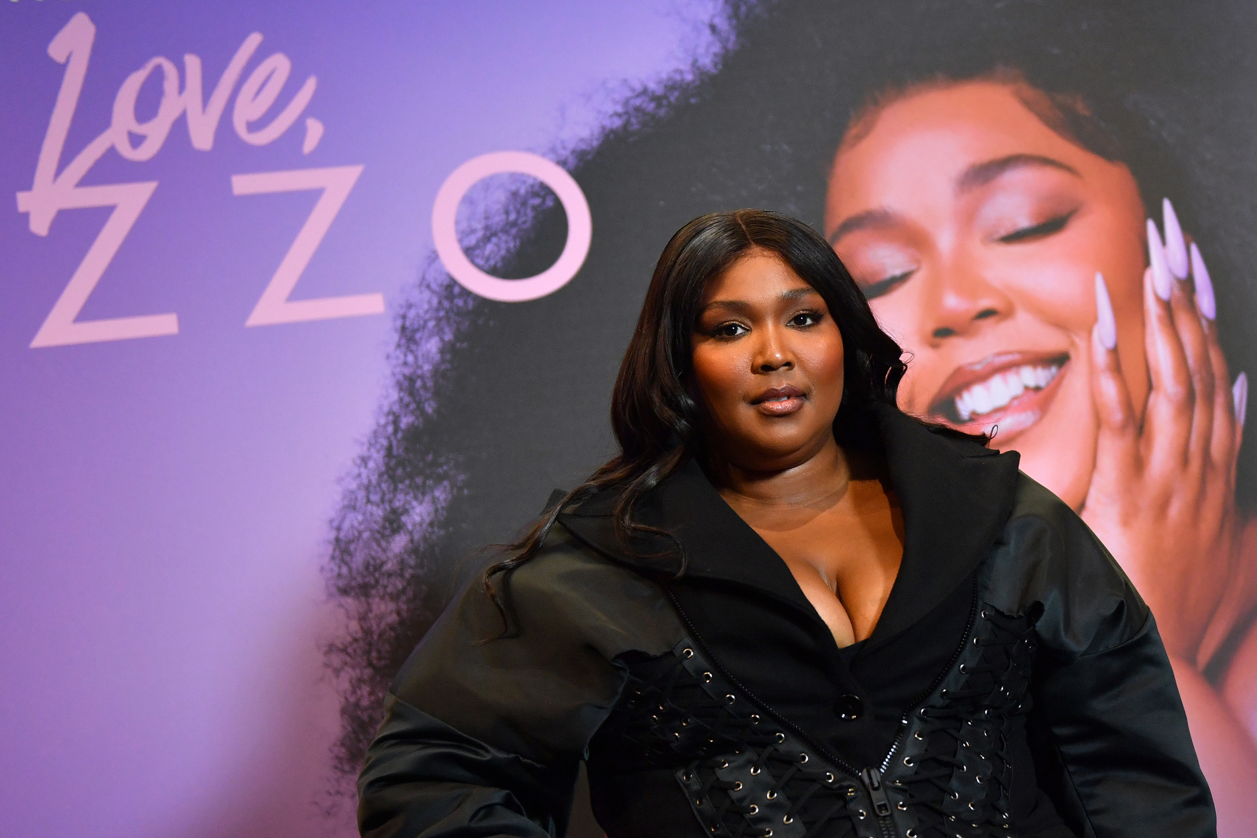 Closeup of Lizzo at a medie event