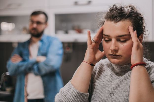 6 Gaslighting Phrases People Say To Manipulate You - Vimarsana News
