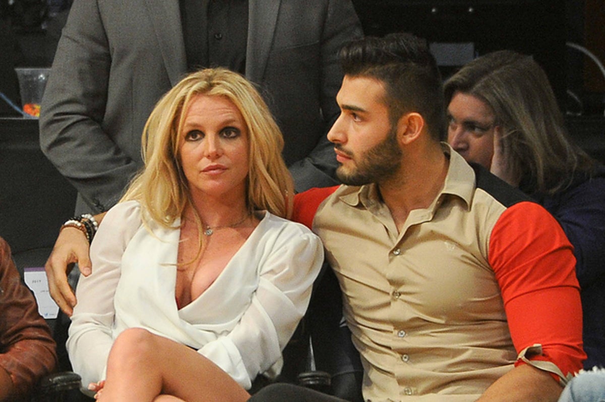 Britney Spears and fiancé Sam Asghari are spotted house hunting at