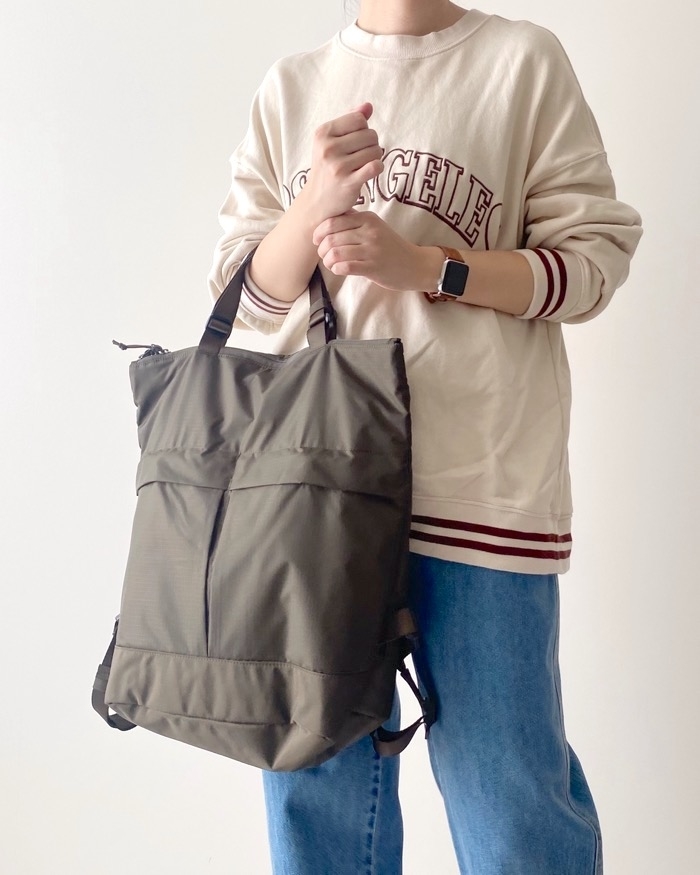 ユニクロのオススメのバッグ「ユーティリティ2WAYバッグ」