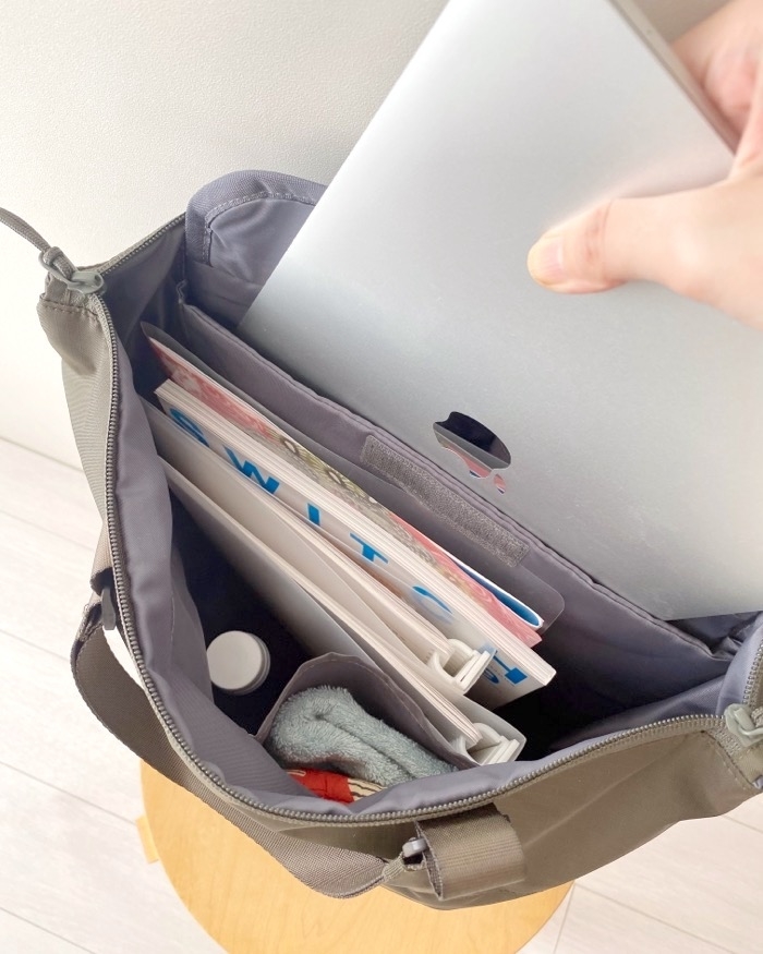 ユニクロのオススメのバッグ「ユーティリティ2WAYバッグ」