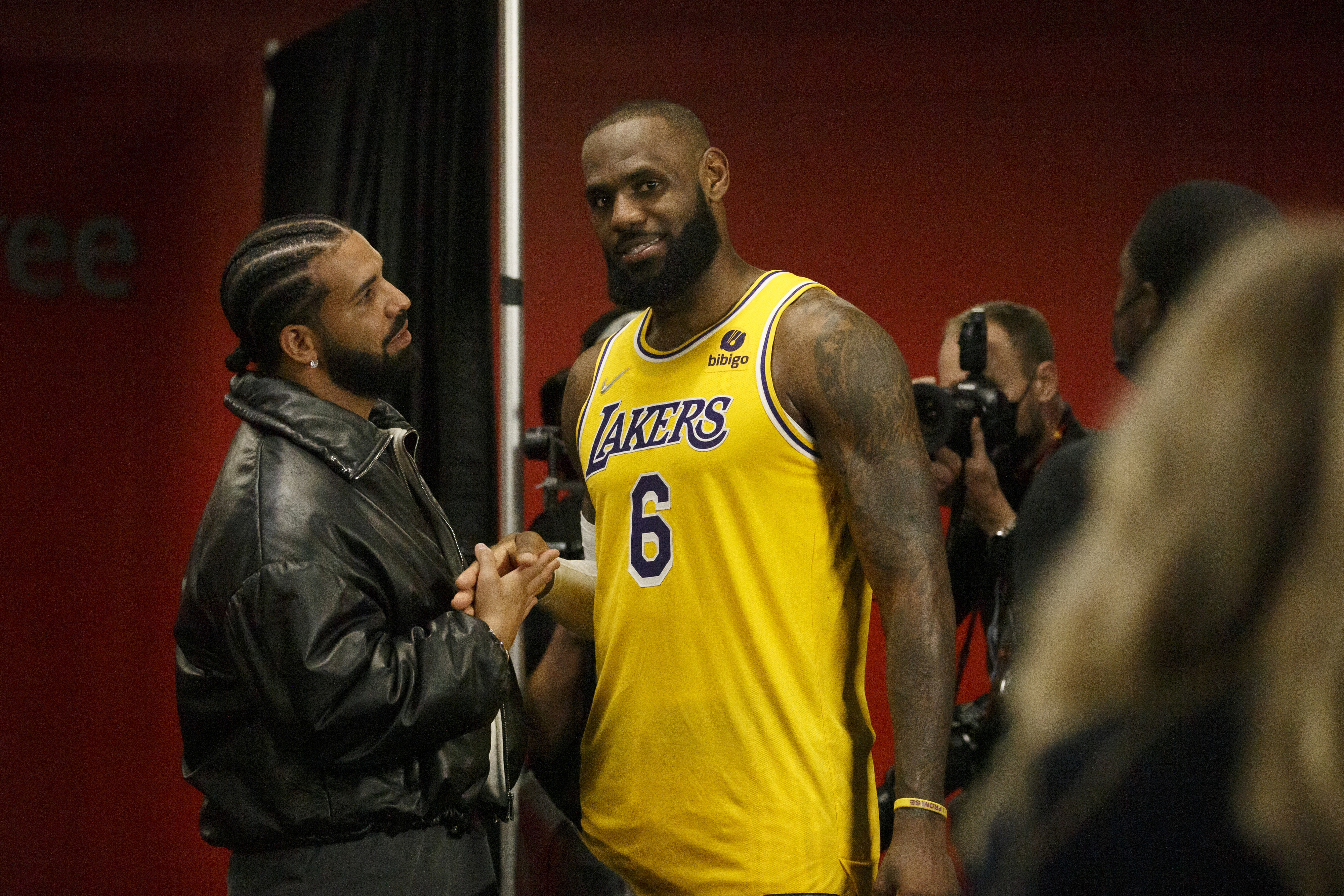 LeBron James sings praise for Mike Brown ahead of Game 1