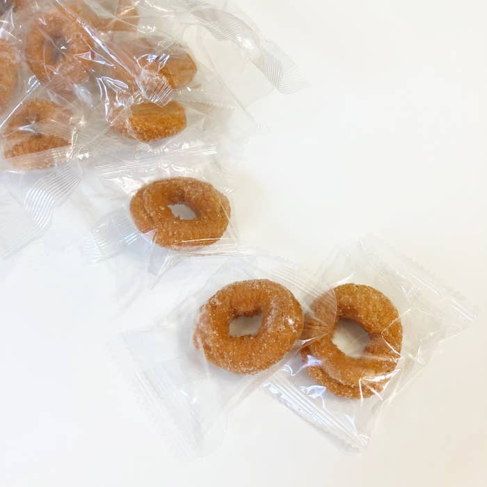 DAISO（ダイソー）の激うま菓子「ひとくちハニードーナツ」