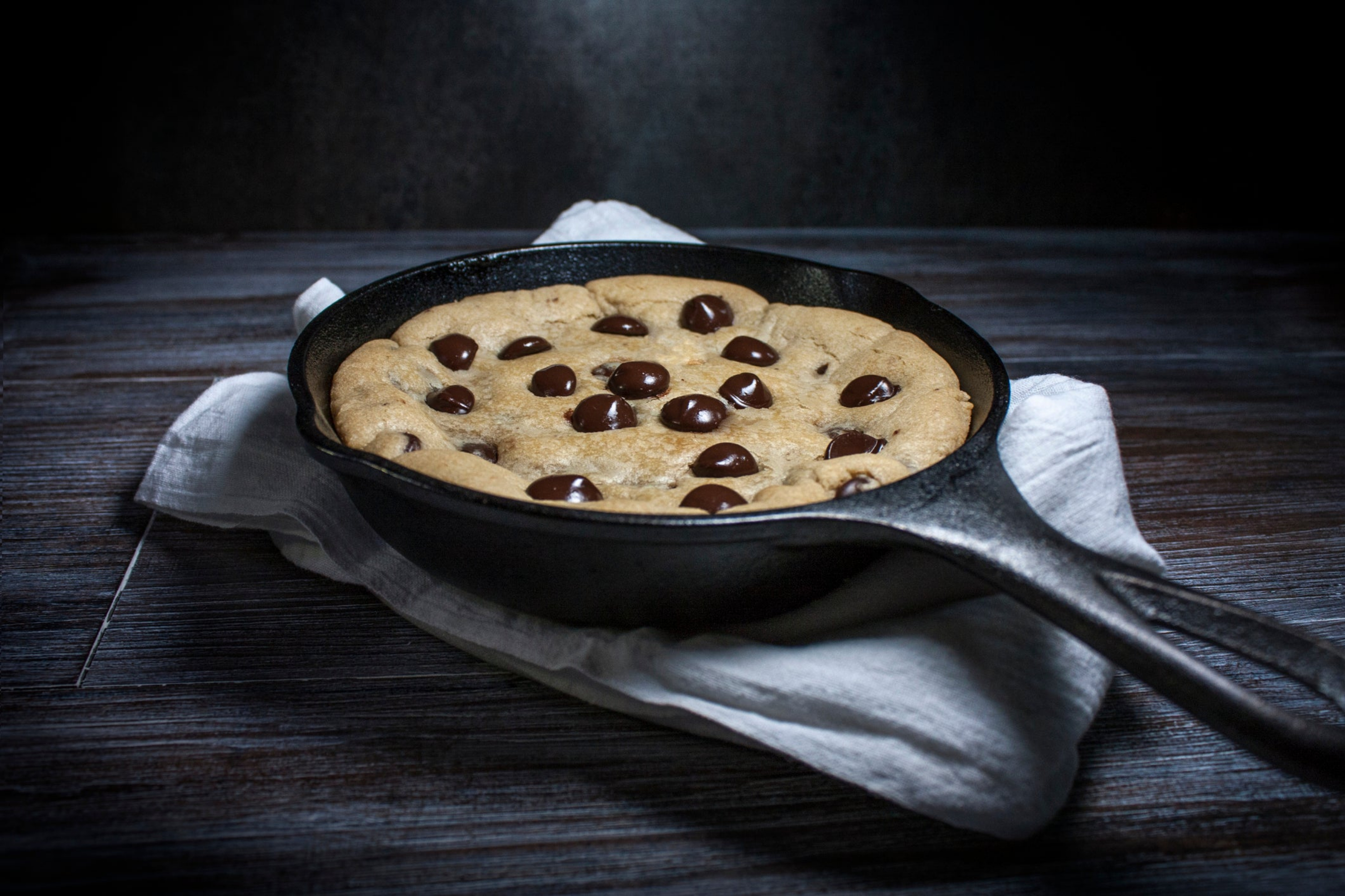 A big cookie in a skillet