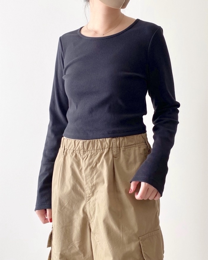 画像・動画】コスパ良すぎて感動。GUの「1490円トップス」どんな