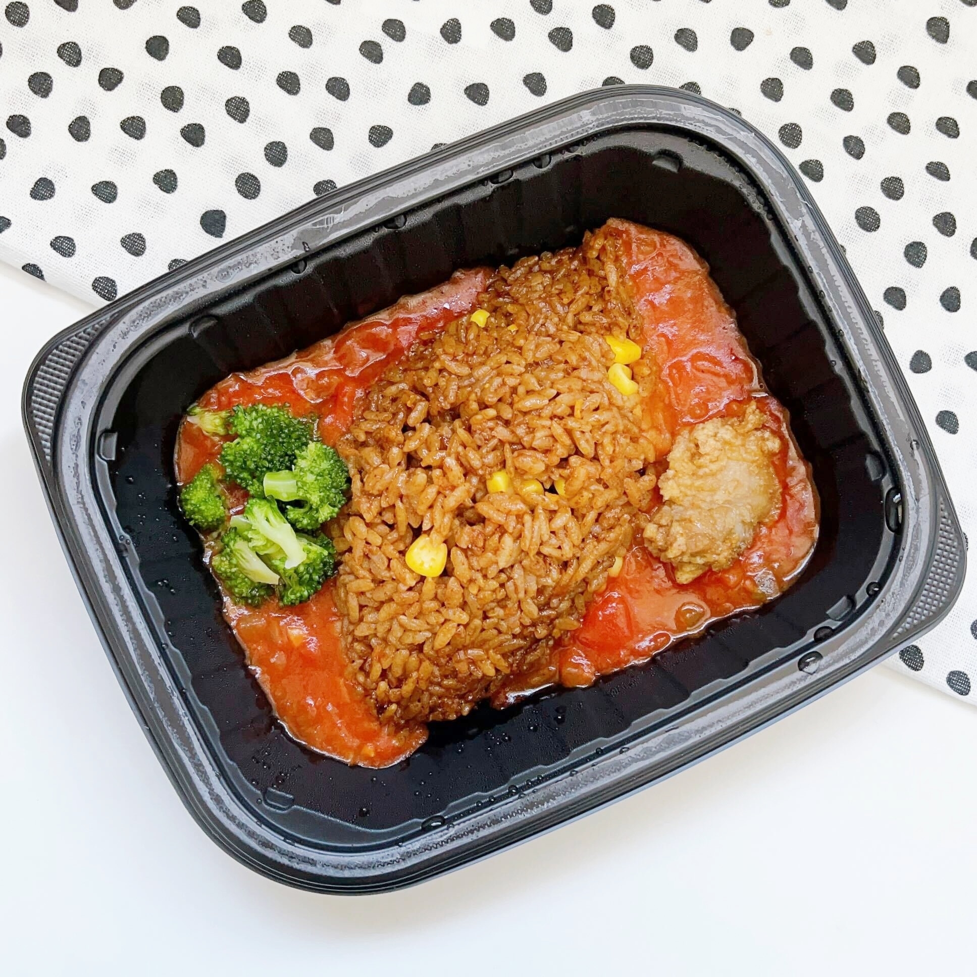 FamilyMart(ファミリーマート)のオススメの冷凍食品「スパイシーな味わい辛旨ジャンバラヤ」