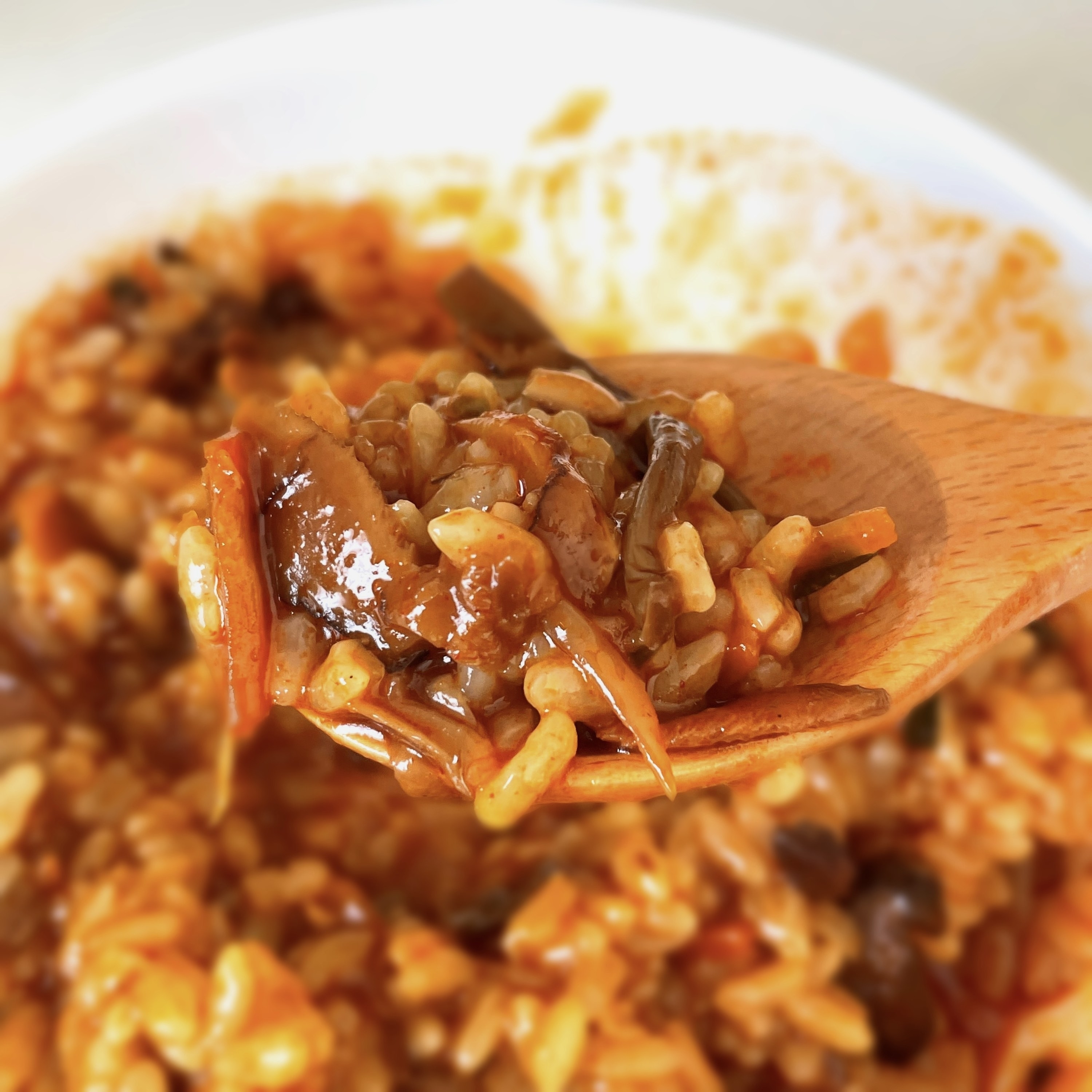 無印良品の韓国料理「ごはんにかける ユッケジャン」