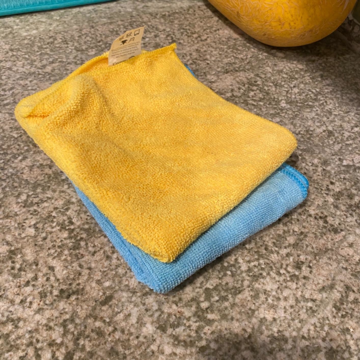 Reviewer image of the blue and yellow microfiber cloths