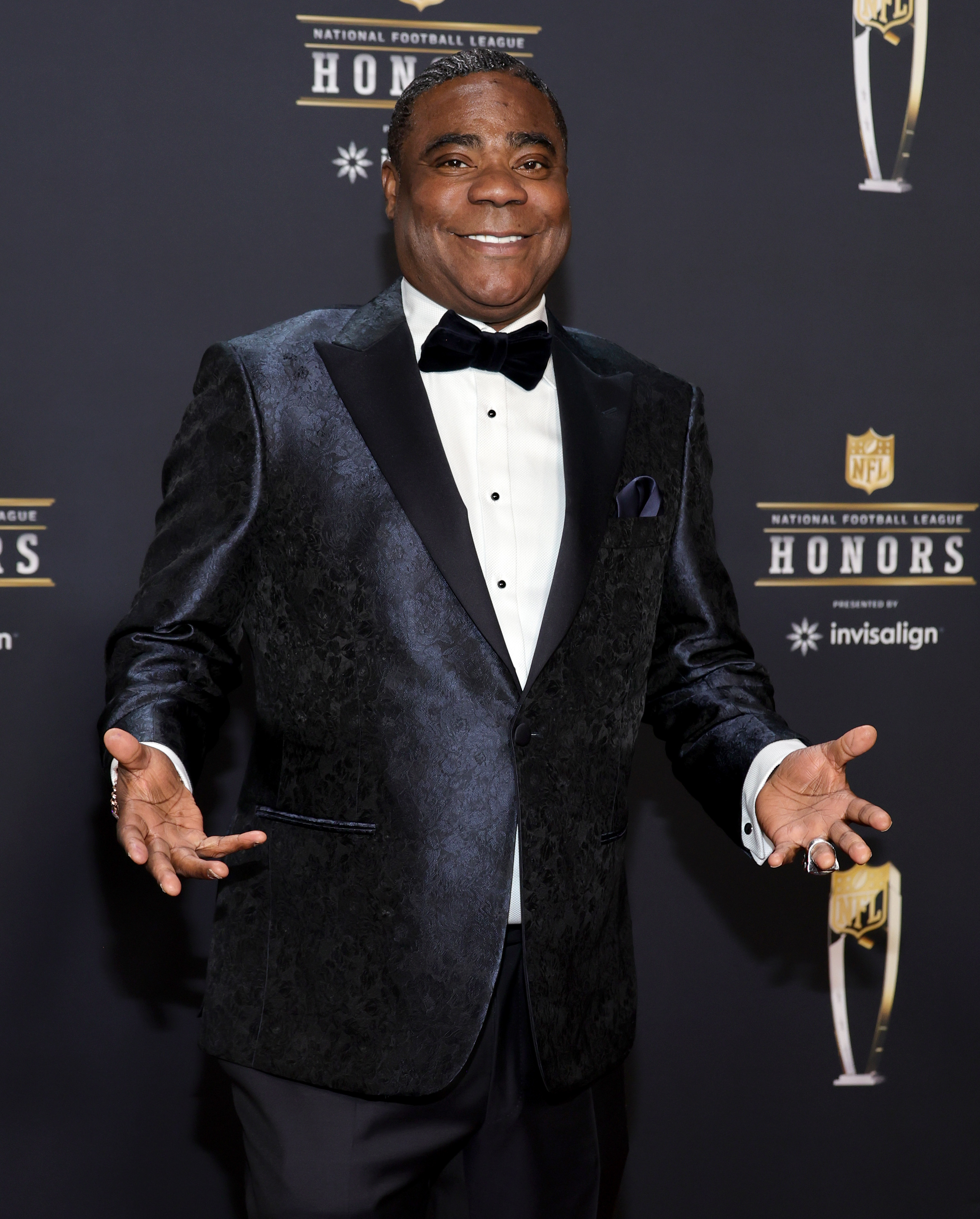 closeup of tracy morgan in a suit