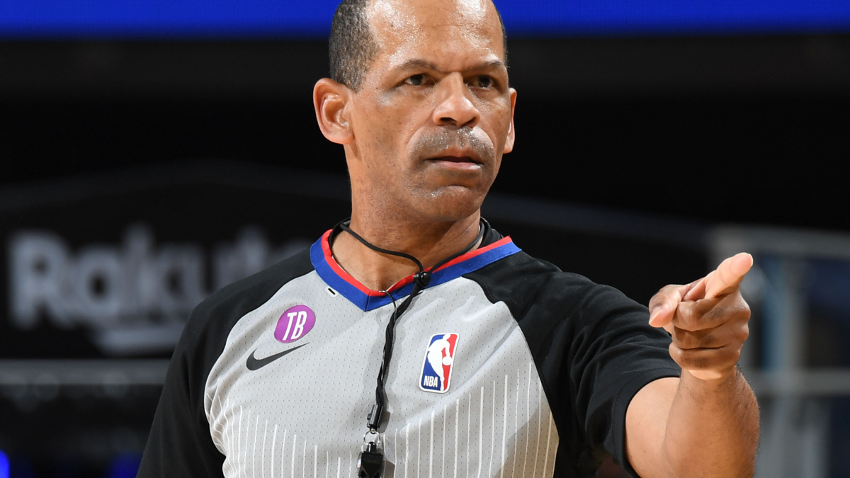 NBA Referee Eric Lewis Announces His Retirement After 19 Years Complex