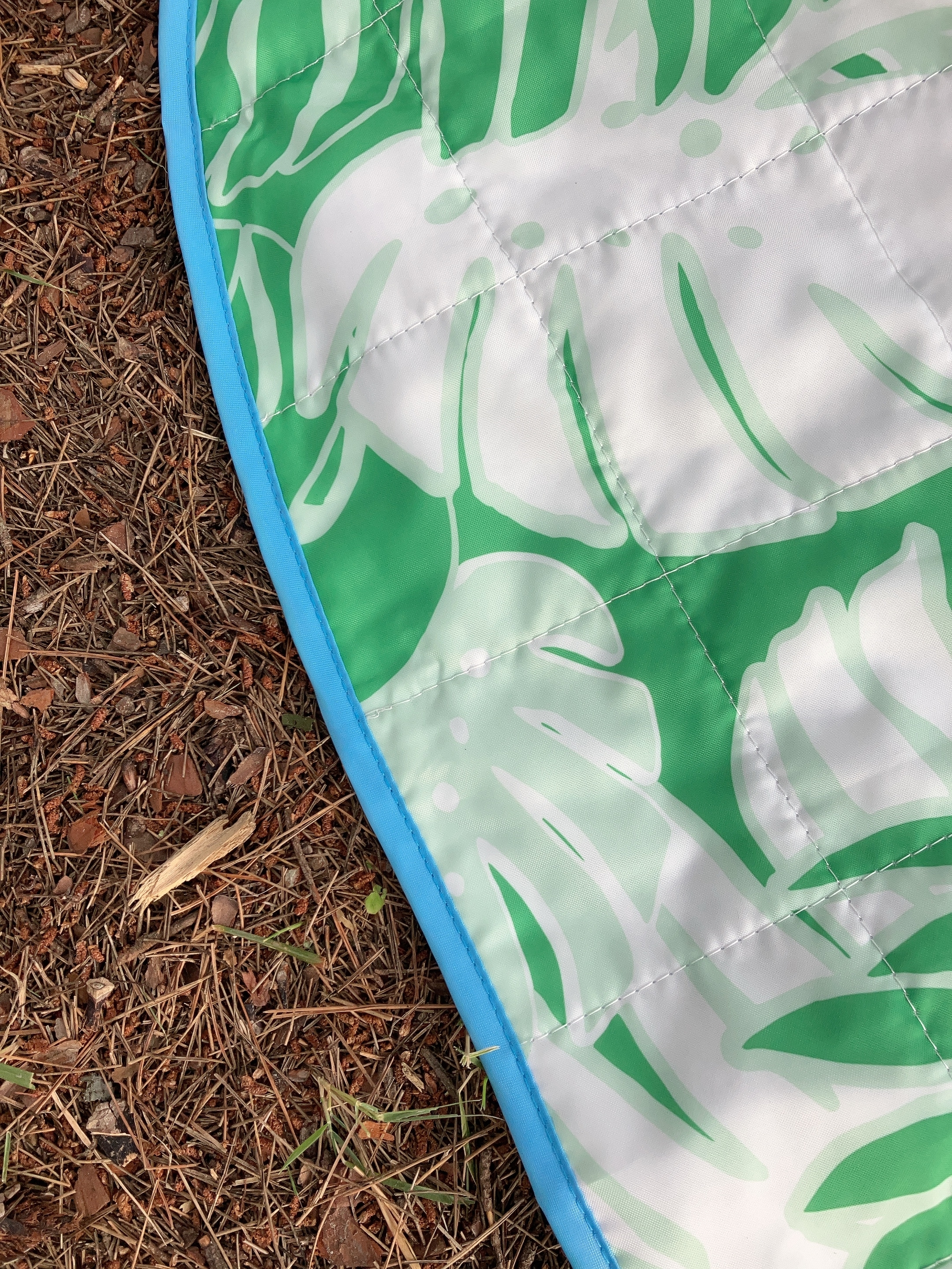 IKEA（イケア）のおすすめアウトドアグッズ「STRANDÖN ストランドン レジャーシート」