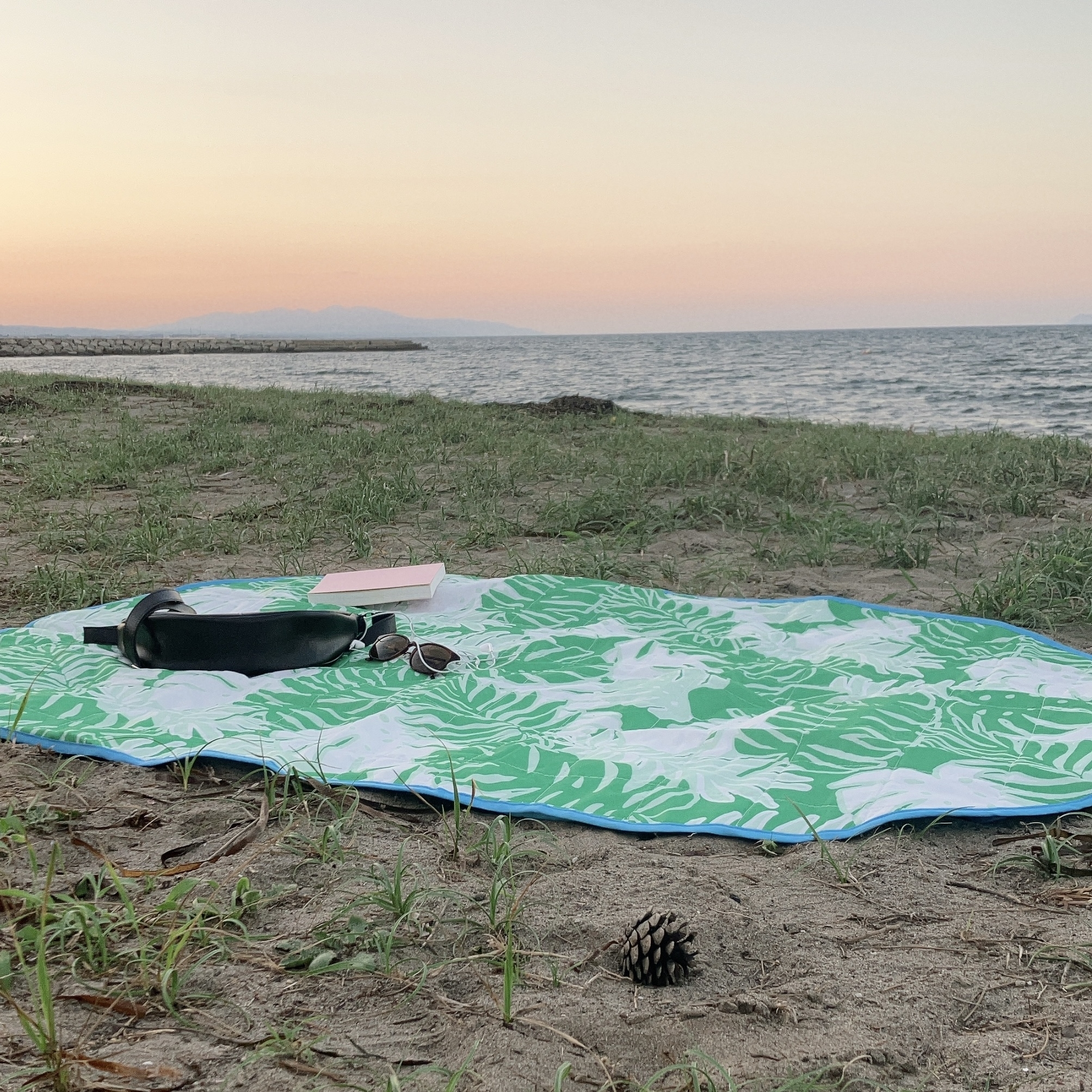 IKEA（イケア）のおすすめアウトドアグッズ「STRANDÖN ストランドン レジャーシート」