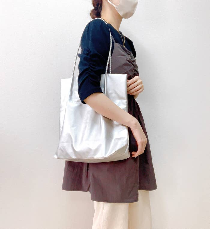 ROPÉ PICNIC（ロペピクニック）のおすすめのバッグ「洗えるメッシュハンドルA4トートバッグ」