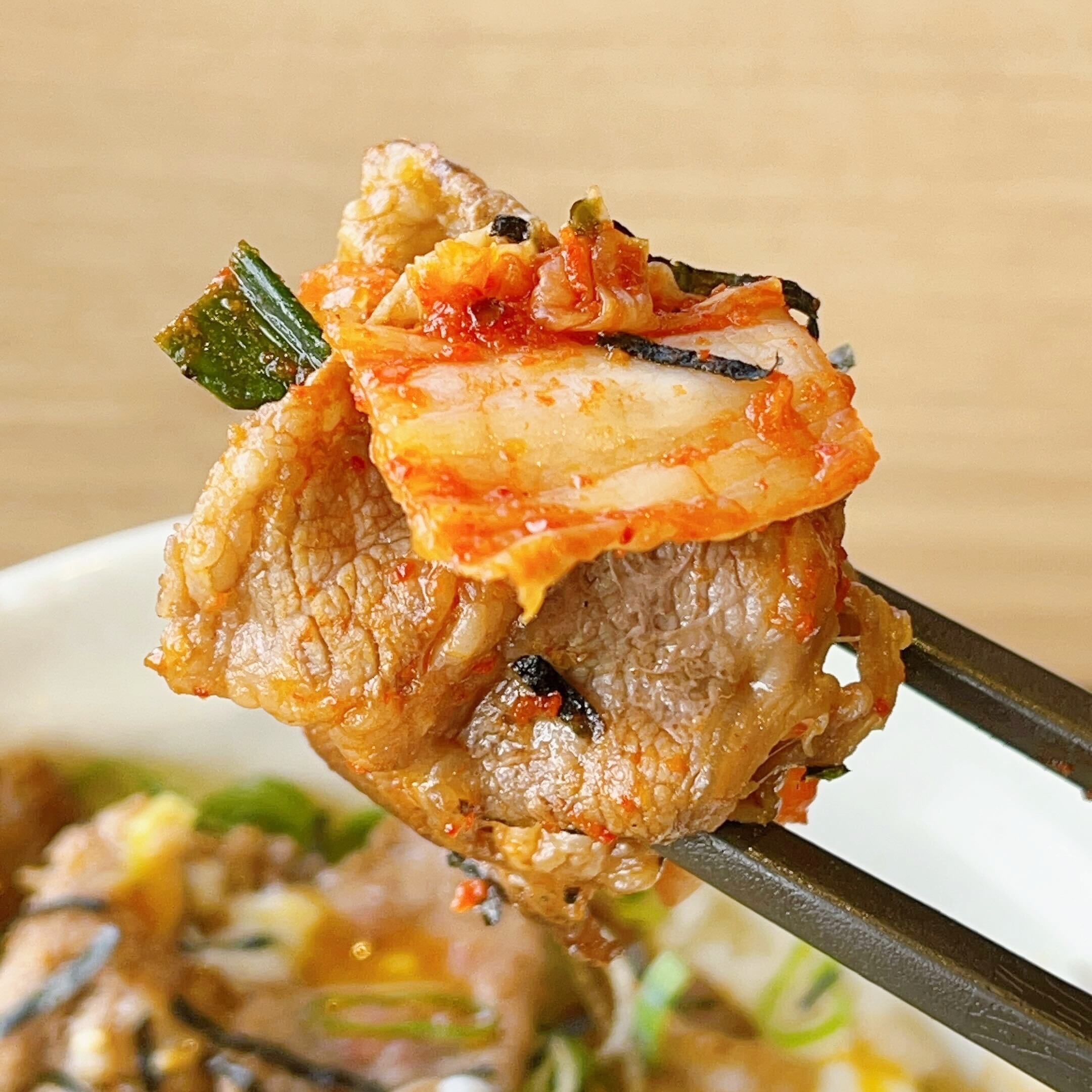 松屋のオススメのメニュー「牛焼ビビン丼」