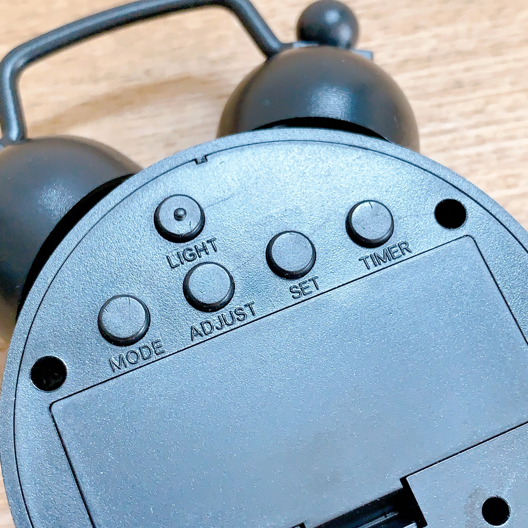 DAISO（ダイソー）のおすすめの便利グッズ「デジタルクロック5WAY」